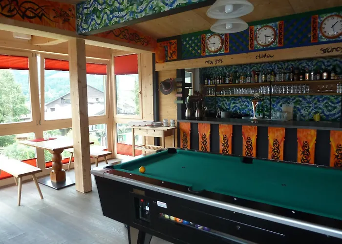Alpking Hostel